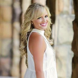 Meet your Posher, Makayla